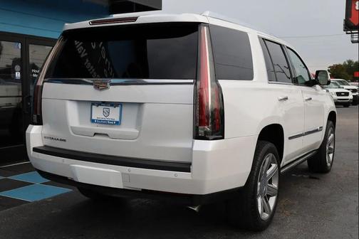 Crystal White Tricoat 2016 Cadillac Escalade Premium