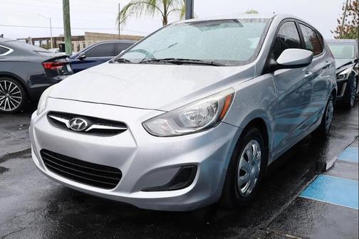 2013 Hyundai Accent GS