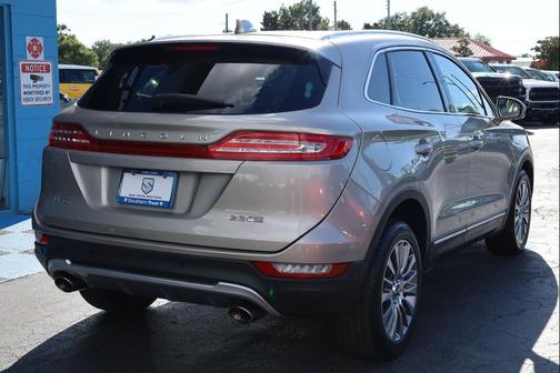 2015 Lincoln MKC Base