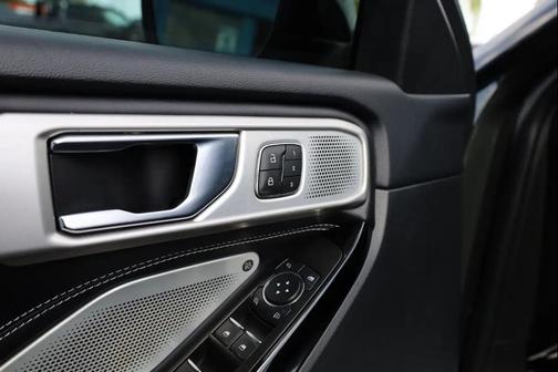 Forged Green Metallic 2022 Ford Explorer ST