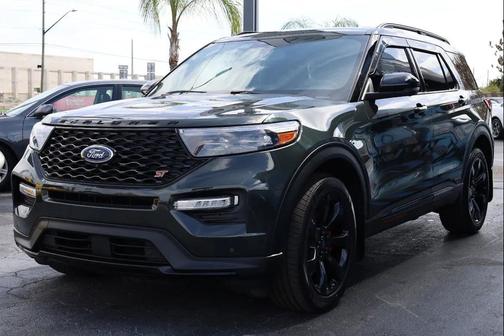 Forged Green Metallic 2022 Ford Explorer ST