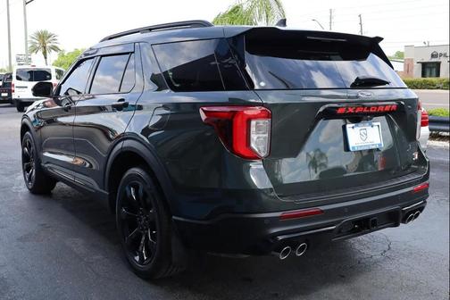 Forged Green Metallic 2022 Ford Explorer ST