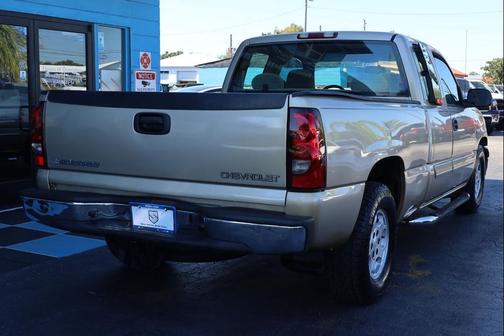 2004 Chevrolet Silverado 1500 LS Extended Cab
