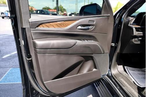 2024 Cadillac Escalade Sport Platinum
