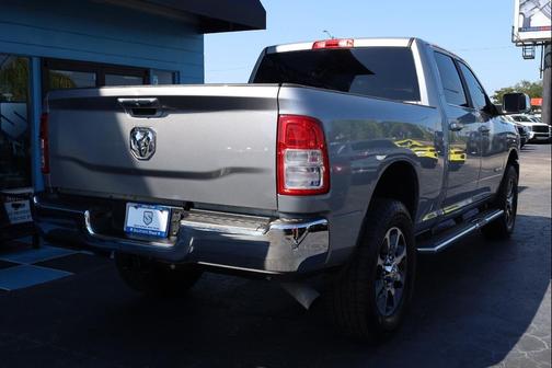 2020 RAM 2500 Big Horn Crew Cab 4X4 6'4' Box