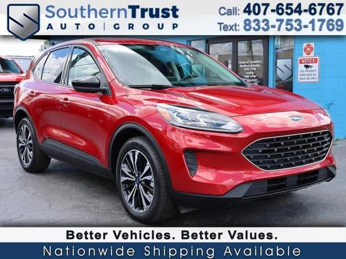 Rapid Red Metallic Tinted Clearcoat 2022 Ford Escape SE