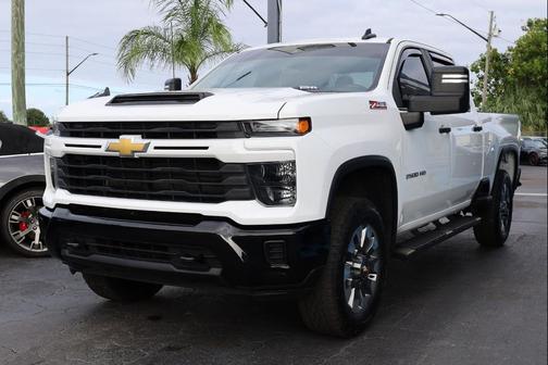 2024 Chevrolet Silverado 2500 Custom