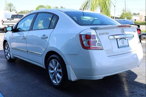 Aspen White 2012 Nissan Sentra 2.0 SL