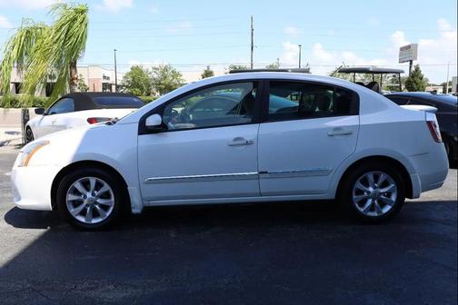 Aspen White 2012 Nissan Sentra 2.0 SL