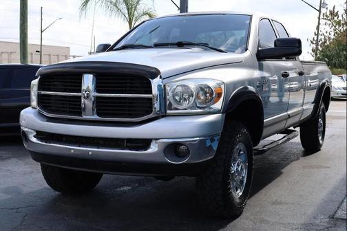 Bright Silver Metallic Clearcoat 2007 Dodge Ram 2500 SLT Quad Cab
