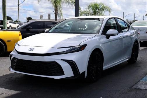 2025 Toyota Camry XLE