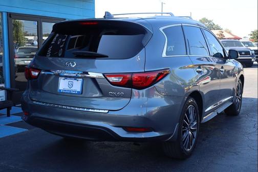 2017 INFINITI QX60 Base