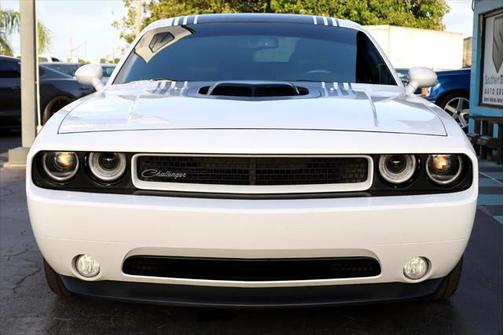 2014 Dodge Challenger Shaker Pkg