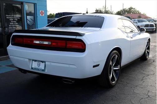 2014 Dodge Challenger Shaker Pkg