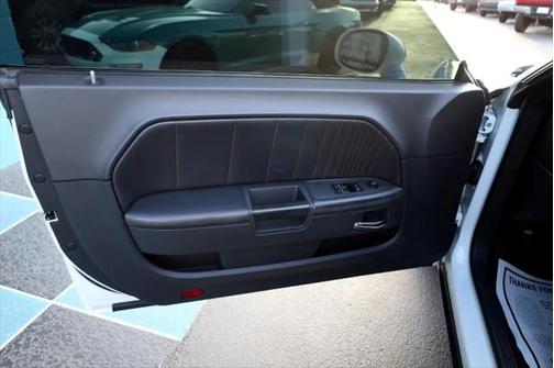 2014 Dodge Challenger Shaker Pkg