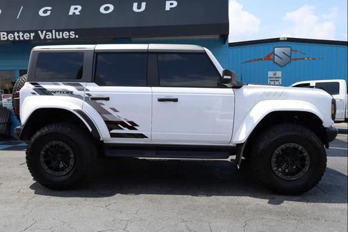 Oxford White 2023 Ford Bronco Raptor