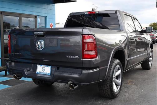 Granite Crystal Metallic Clearcoat 2022 RAM 1500 Limited