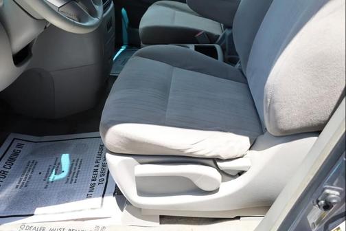 Silver 2015 Nissan Quest SV