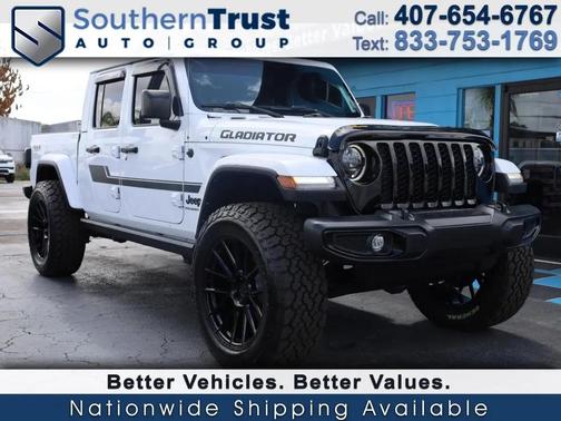 Bright White Clearcoat 2023 Jeep Gladiator Willys 4x4