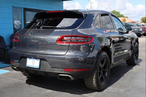 Gray 2018 Porsche Macan Macan