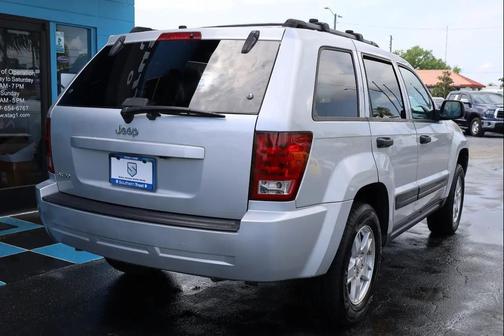 2006 Jeep Grand Cherokee Laredo