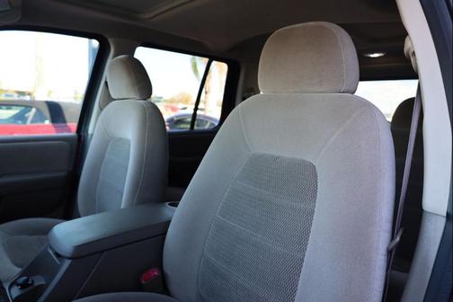 2005 Ford Explorer XLT