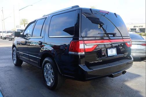 2016 Lincoln Navigator Select