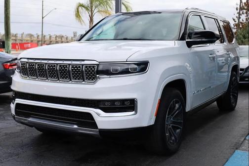 2023 Jeep Grand Wagoneer 4x4