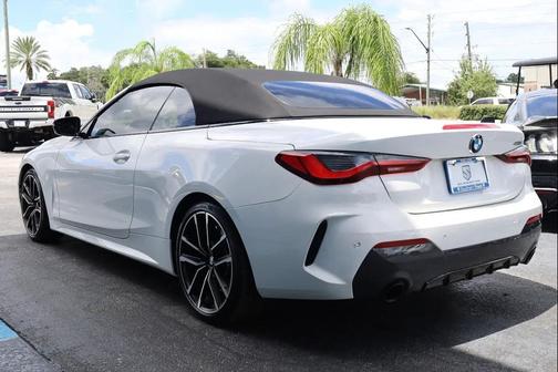 White 2022 BMW 430 i