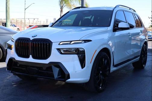 2023 BMW X7 xDrive40i