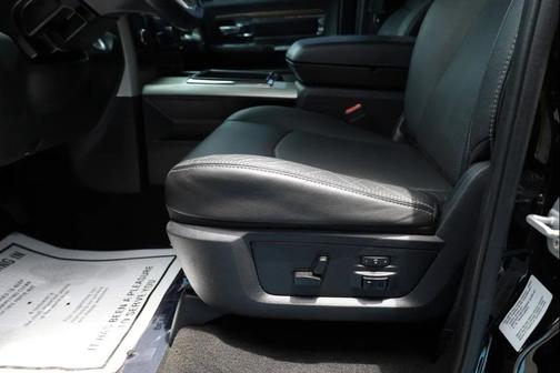Black Clearcoat 2015 RAM 2500 Laramie