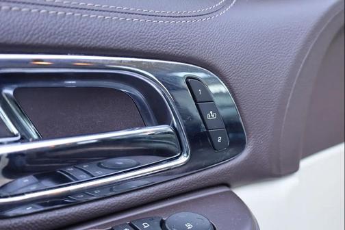 2014 Cadillac Escalade Platinum Edition