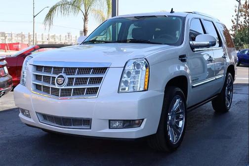 2014 Cadillac Escalade Platinum Edition