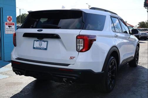 Star White Metallic Tri-Coat 2023 Ford Explorer ST