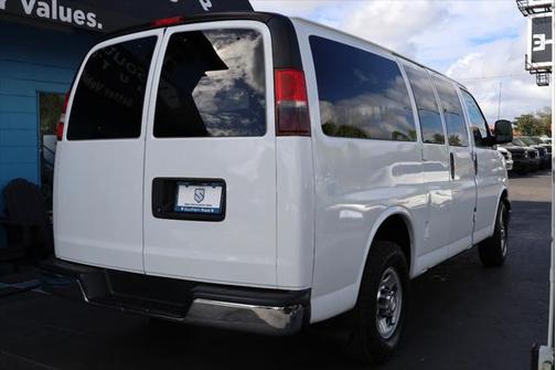 2018 Chevrolet Express 2500 LT