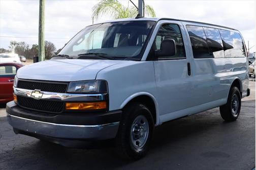 2018 Chevrolet Express 2500 LT