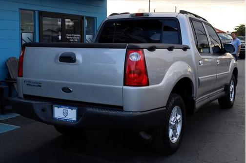 2004 Ford Explorer Sport Trac XLS