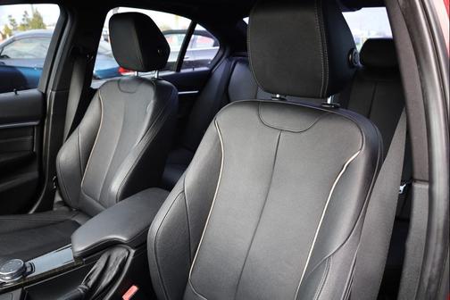 2017 BMW 330 330i Sedan