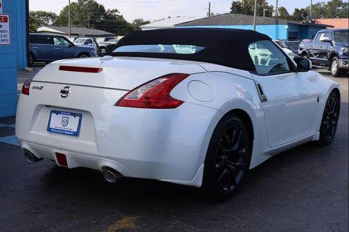2017 Nissan 370Z Touring