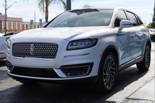 White 2019 Lincoln Nautilus Reserve