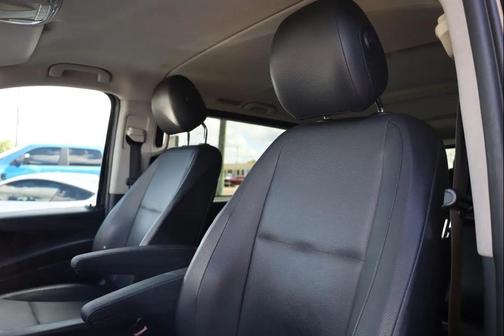 Black 2019 Mercedes-Benz Metris Base