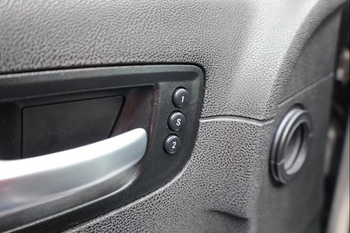 2016 Chrysler 300C Base