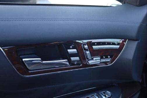 Black 2008 Mercedes-Benz CL-Class 2dr Cpe 6.3L V8 AMG