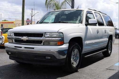 Summit White 2005 Chevrolet Suburban 1500 LT