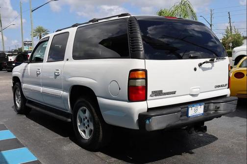 Summit White 2005 Chevrolet Suburban 1500 LT