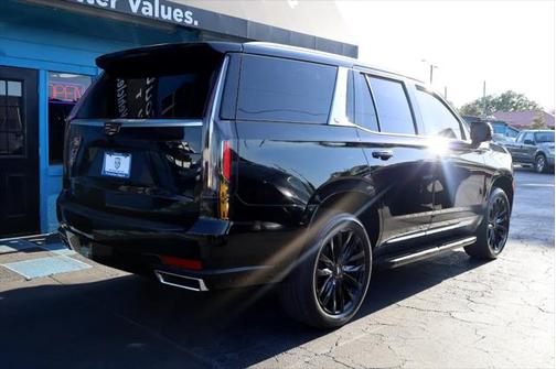 2021 Cadillac Escalade Luxury