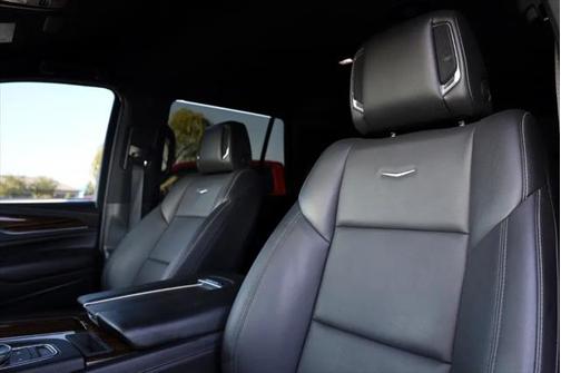 2021 Cadillac Escalade Luxury
