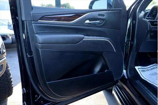 2021 Cadillac Escalade Luxury