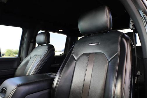 Magnetic Metallic 2019 Ford F-350 Platinum