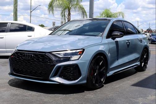 2024 Audi RS 3 TFSI quattro S tronic